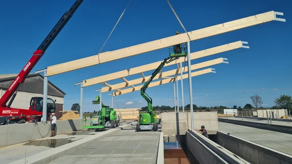 Hallenkonstruktion hat begonnen.