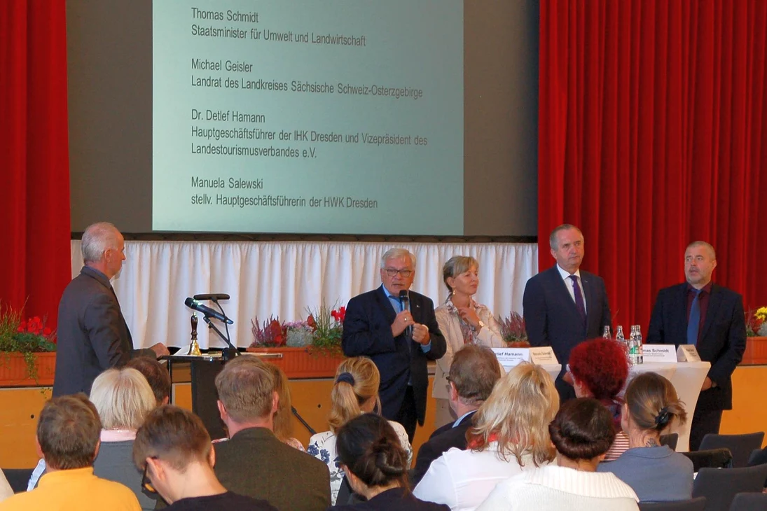 Gemeinsame Begrüßung